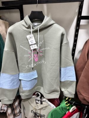 Girls’ Two-Tone Graphic Hoodie (One Size)